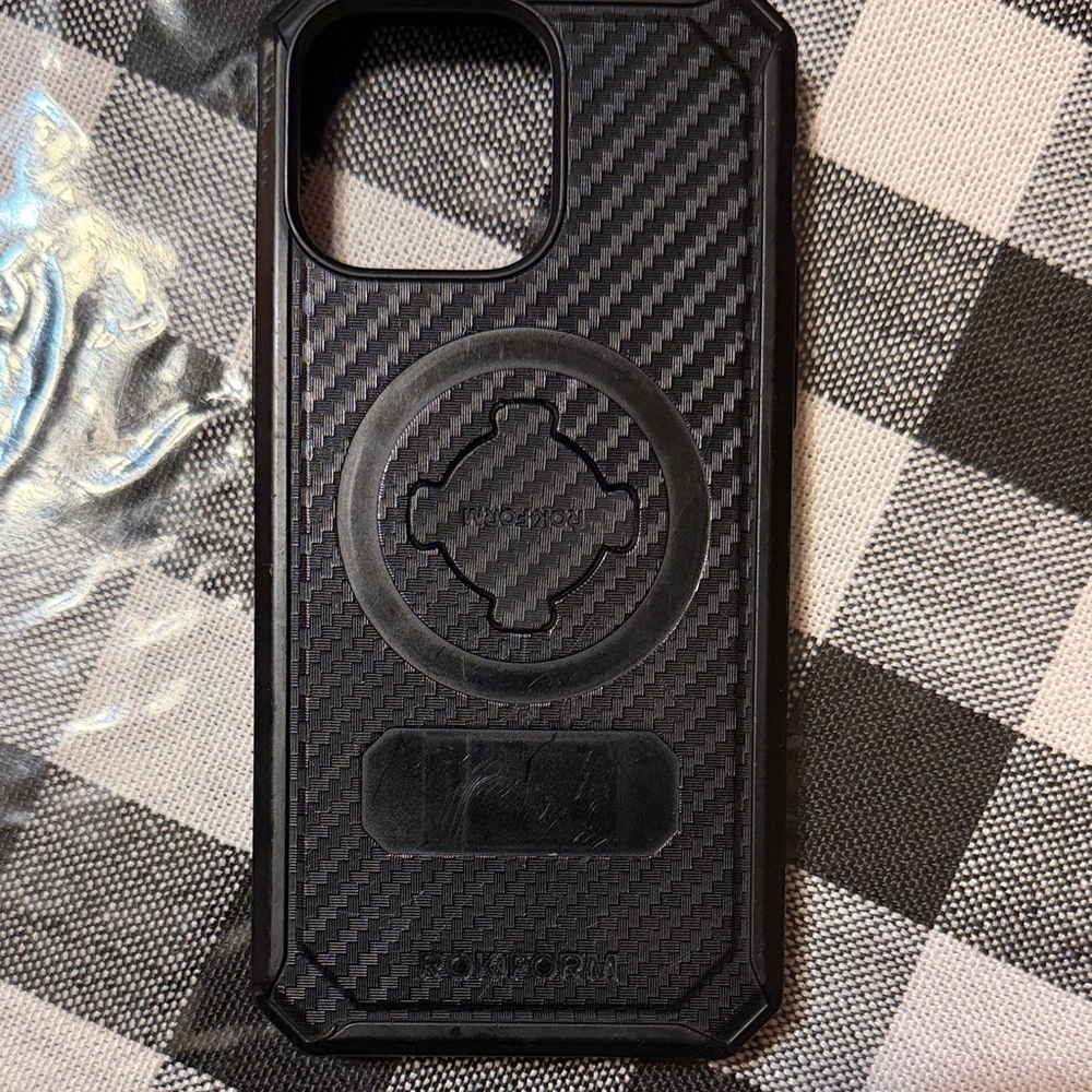 Rokform black -Texture Phone Case with Magnetic Ring